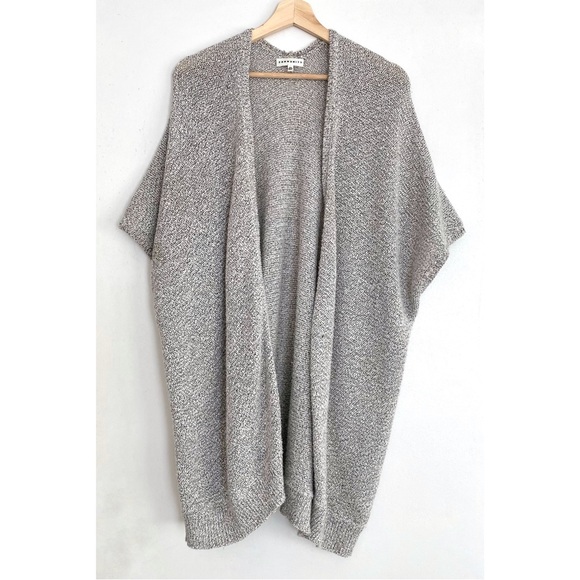 ARITZIA COMMUNITY XXS Ionic Cape Oversized Chunky Shortsleeved Sweater - Picture 4 of 16